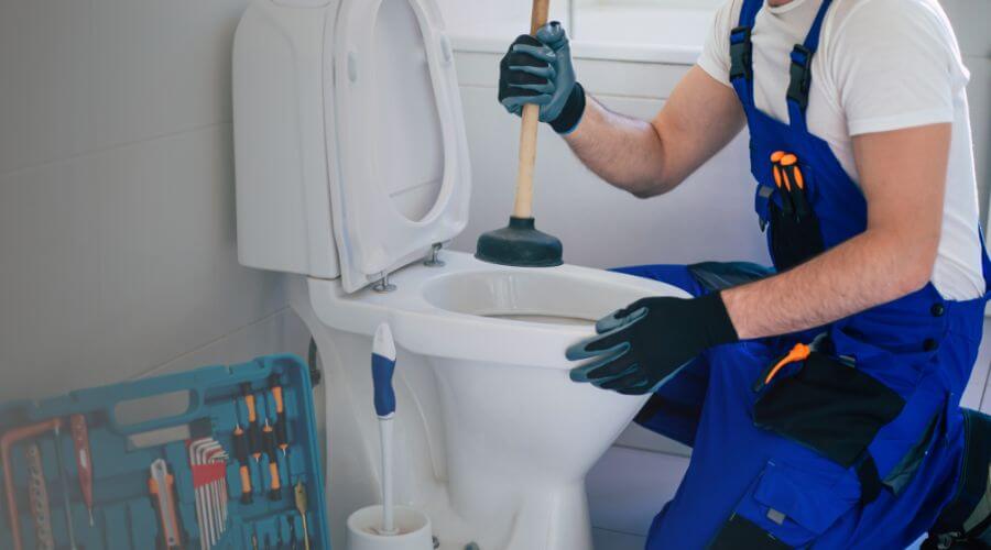 Professional clogged toilet repair in Aguas Buenas, PR